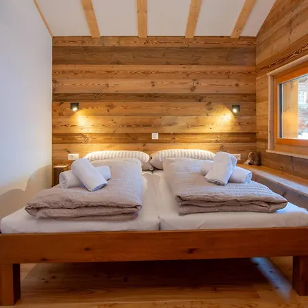 Himmel - Renoviertes Walliserhaus In Biel Vs Dağ evi