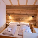 Himmel - Renoviertes Walliserhaus In Biel Vs Chalet Goms
